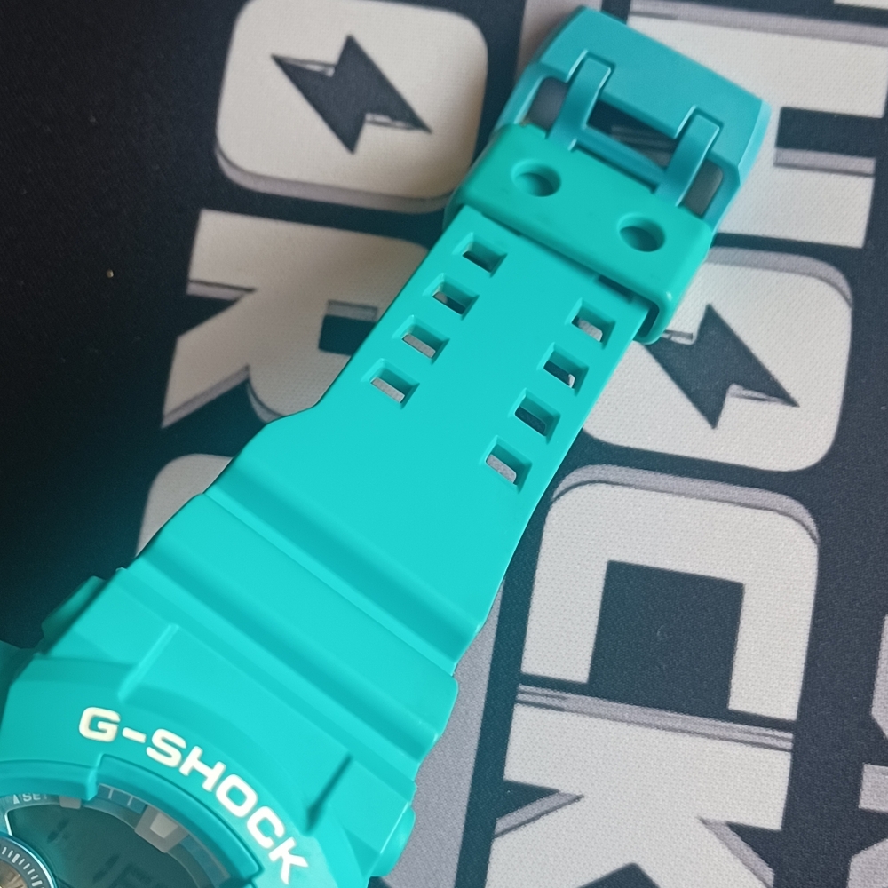 CASIO G-SHOCK GA-400A ( UNISEX ) - Picture 6 of 10